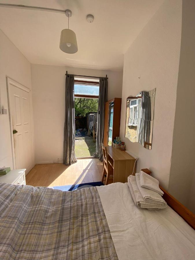 Homestay Near Tottenham Hotspur Stadium Londra Dış mekan fotoğraf
