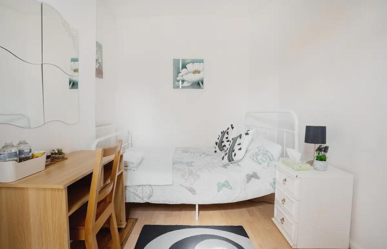 Homestay Near Tottenham Hotspur Stadium Londra Dış mekan fotoğraf